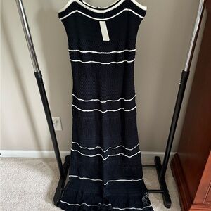 Abercrombie & Fitch Black and White Maxi Dress - TALL